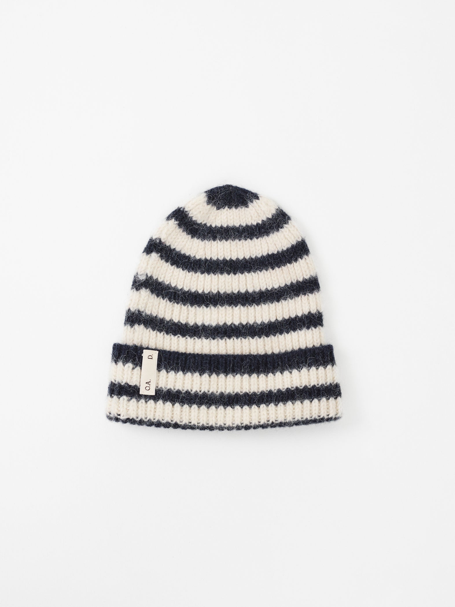 O.A.D. Ribbed Beanie, White med Navy Stripes