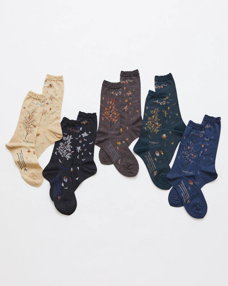 Wind & The Acorn Tree, Dark Green