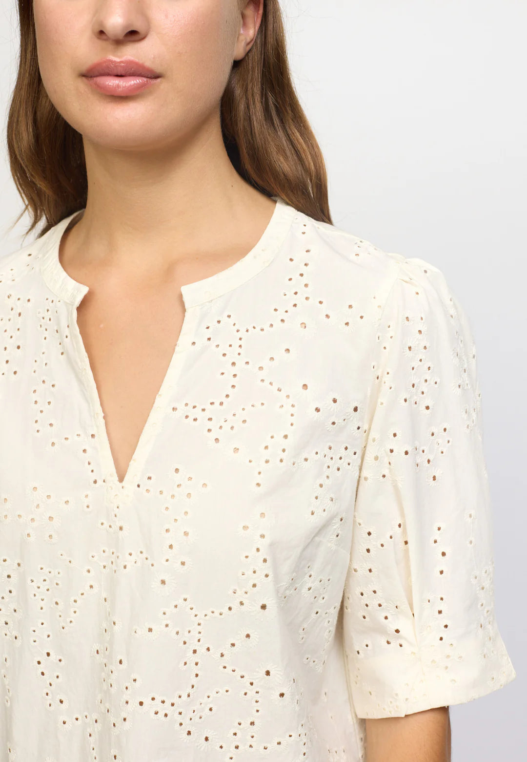 Leo Blouse, Buttercream