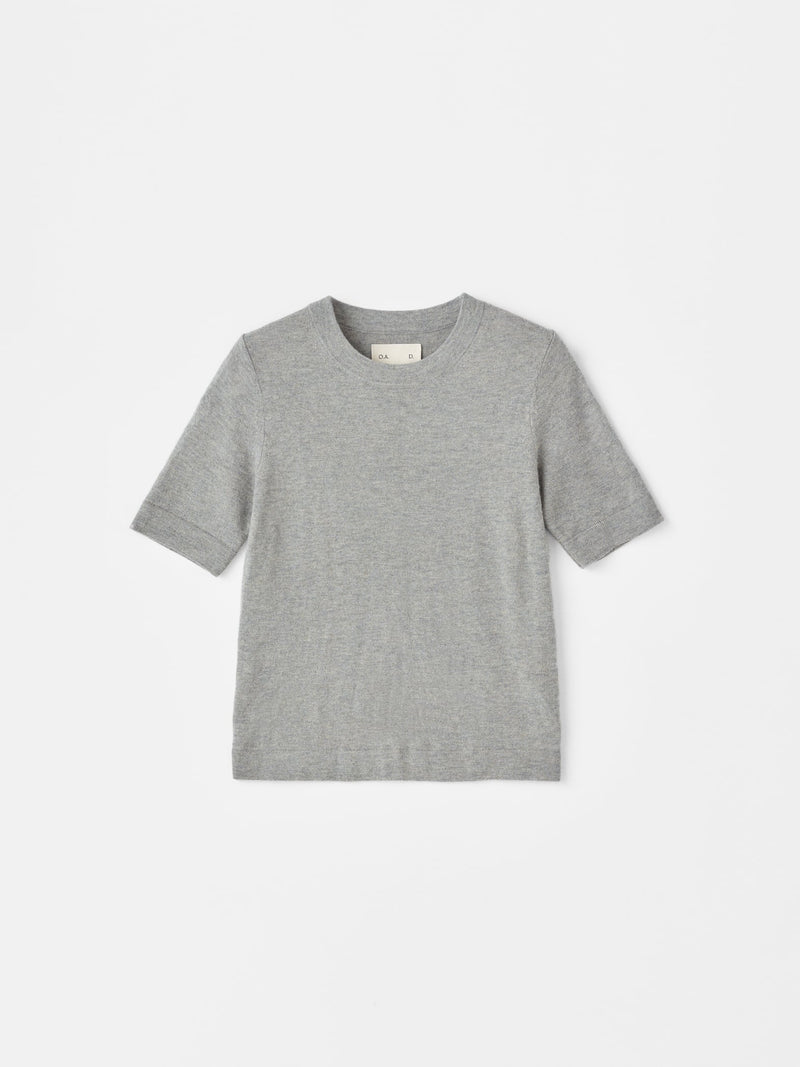 Lav No. 4, Light Grey