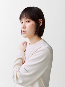 Blaatrøie No. 1, Off White/ Red embroidery