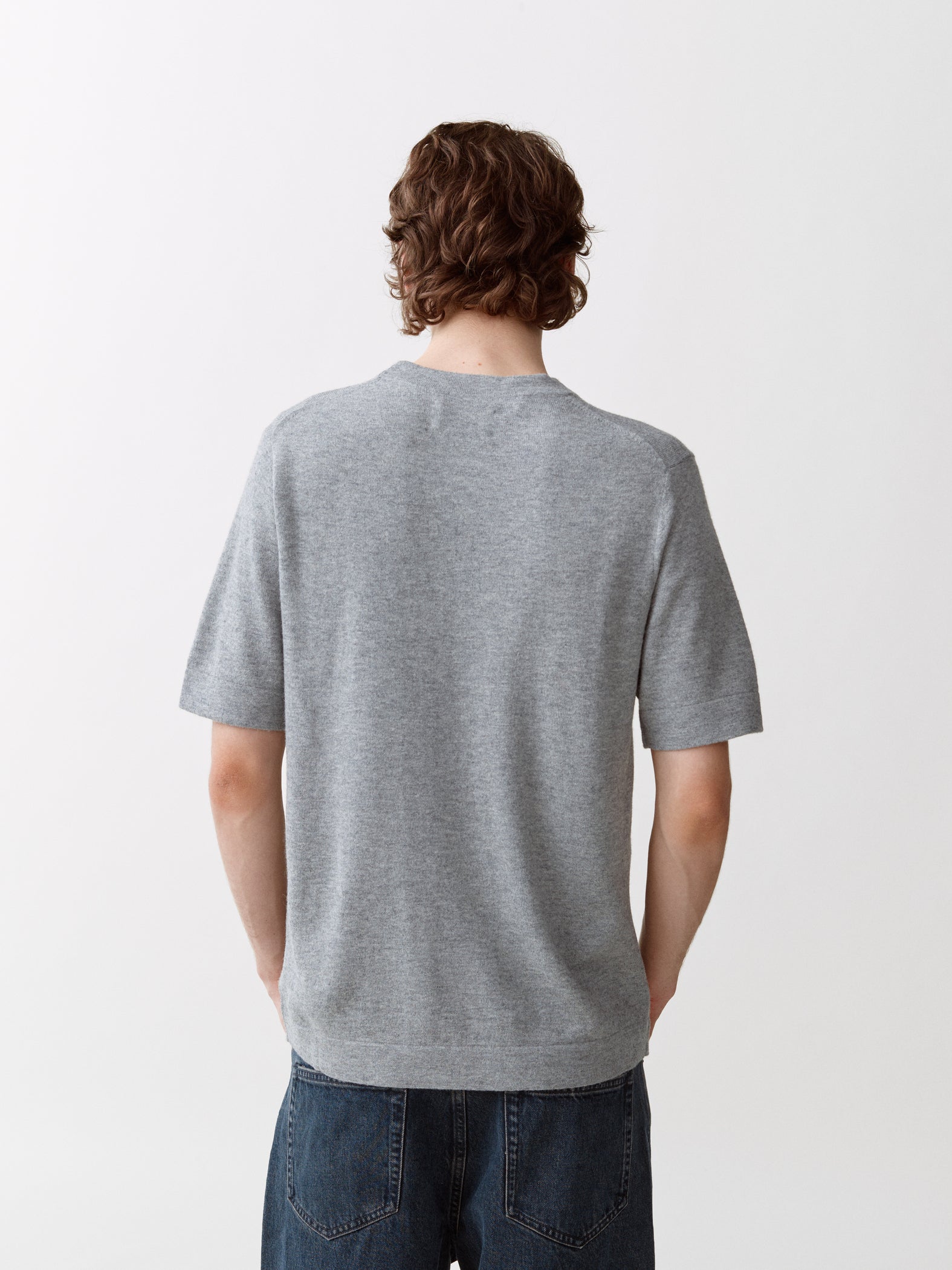 Lav No. 4, Light Grey