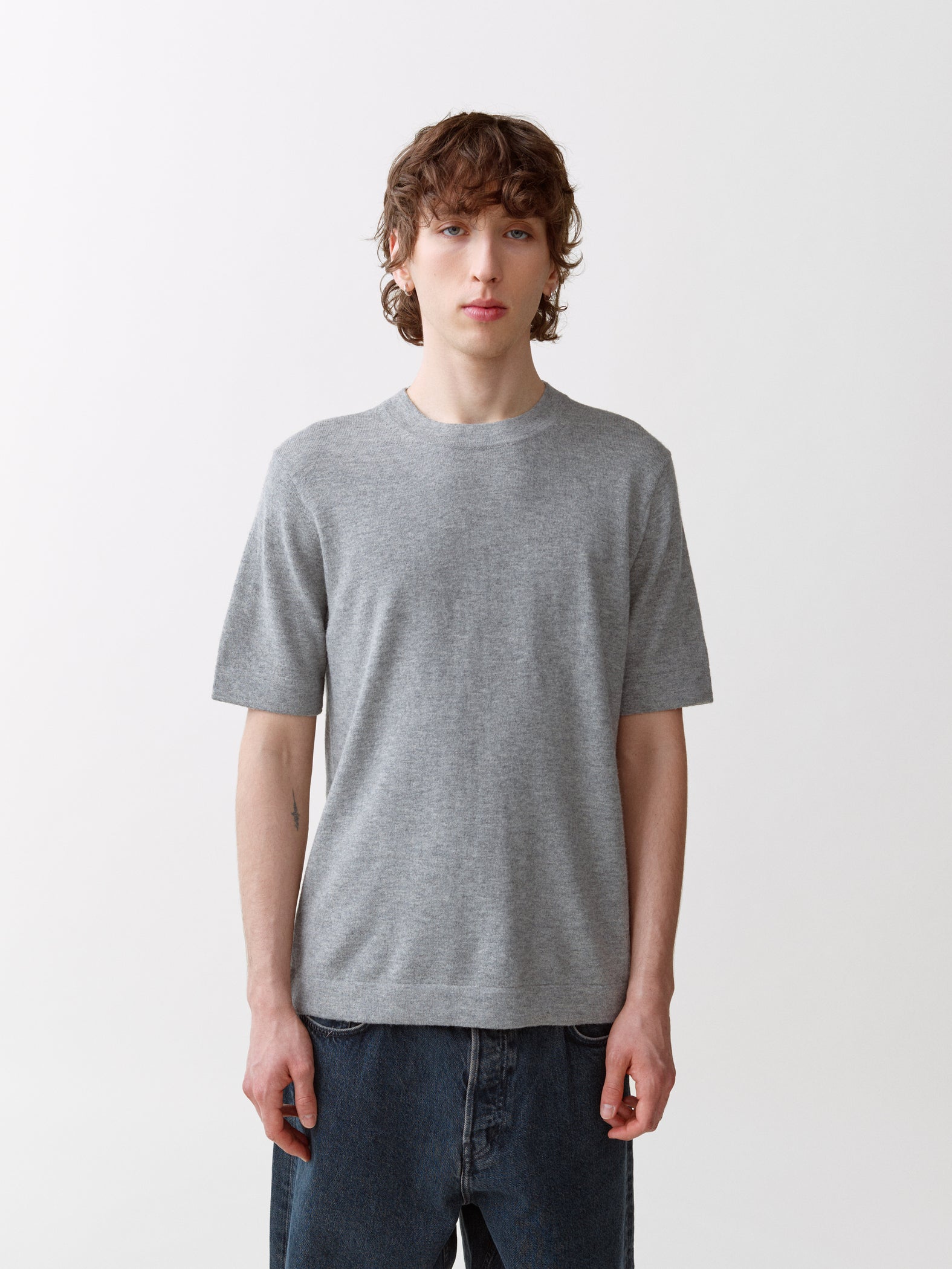 Lav No. 4, Light Grey