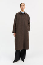 Mary Coat, Mole