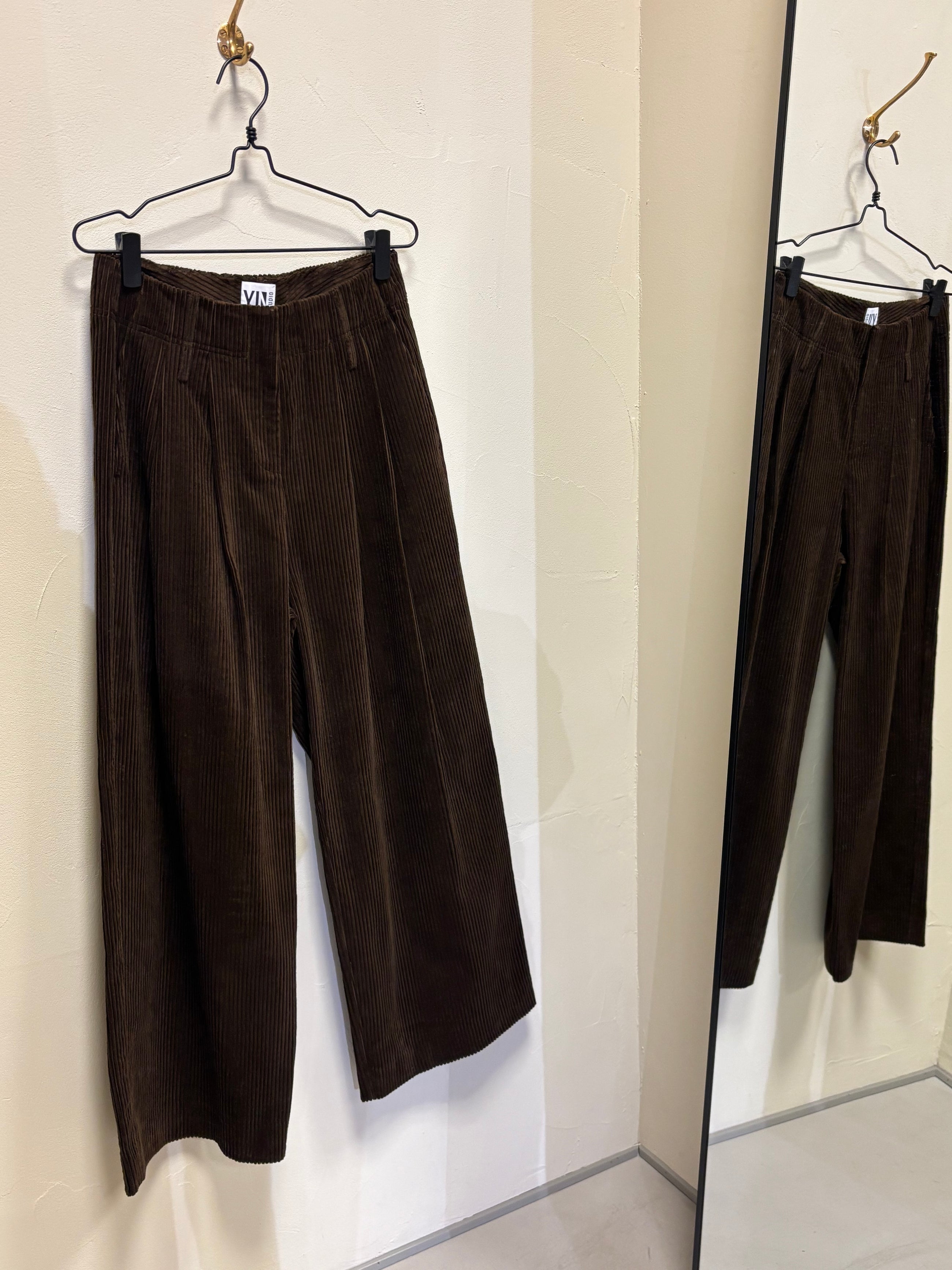 LOULOU PANTS CORDUROY, DARK BROWN