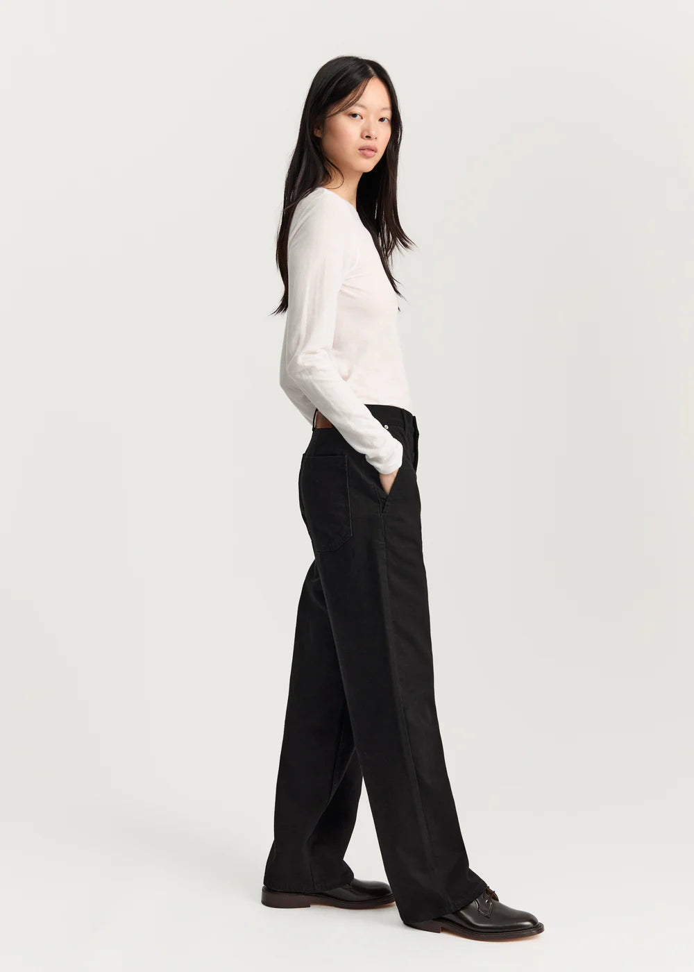Carlo Midwaist Wide Jeans, Black Tea