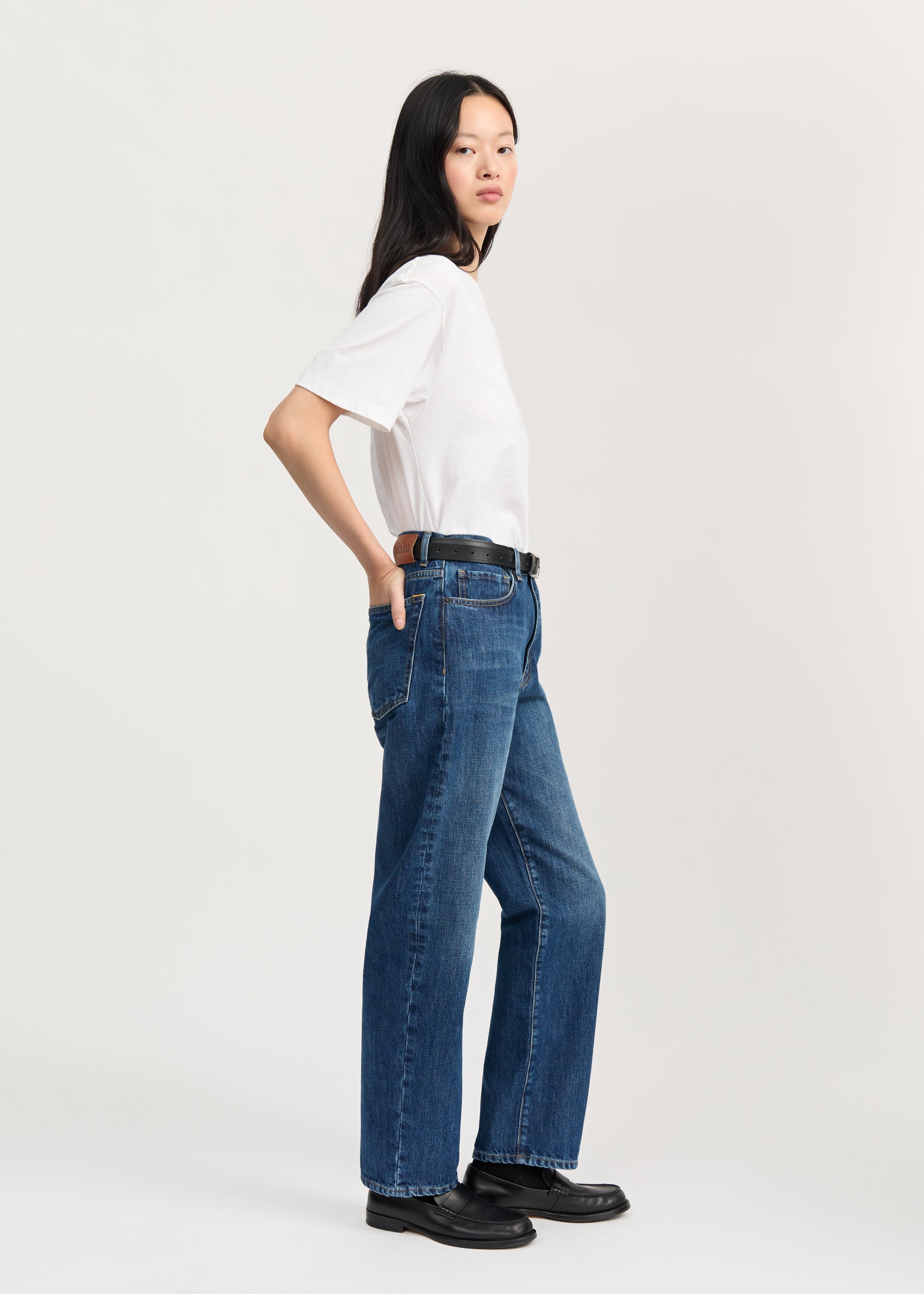 Collin Midwaist Relaxed Jeans 3161, Worn Blue