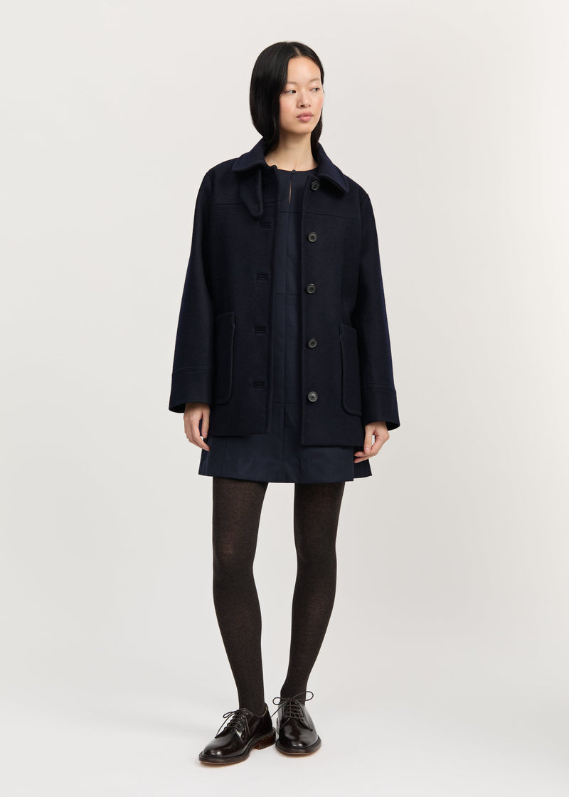 Jamie Jacket Loden i Navy fra Aiayu