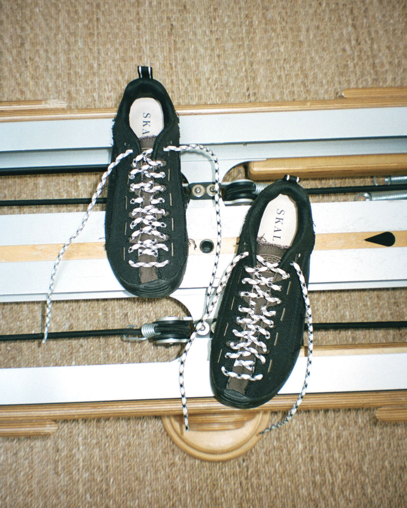 KEEN JASPER SPLIT  x SKALL, Black [launch 26.08]