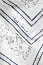 Classic Scarf 55x55, Light cream/Blue