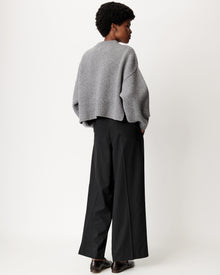 Spero sweater i Mid Grey – set fra siden