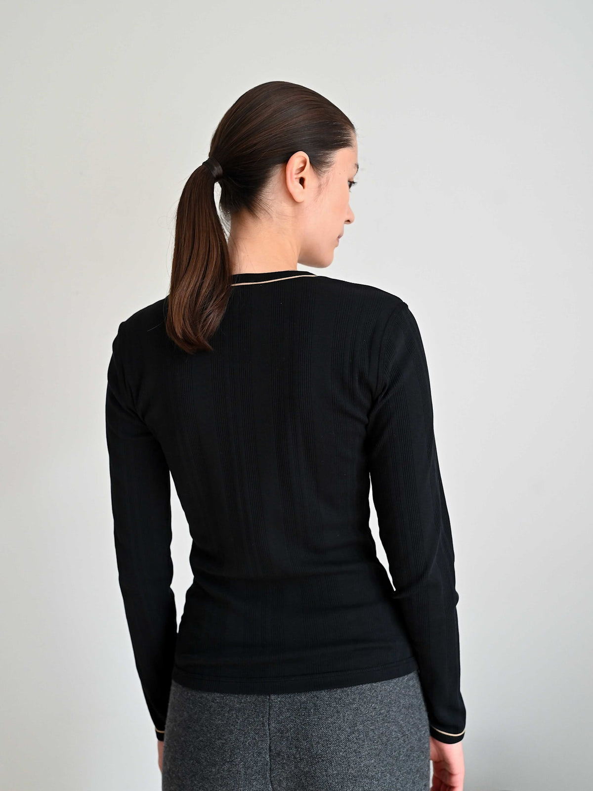 Waves LS Tee sort detalje