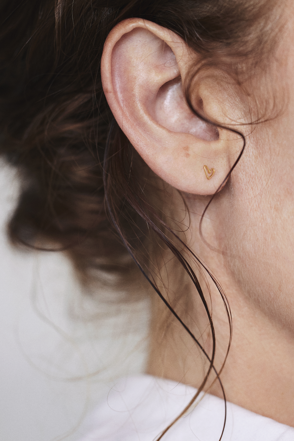 Outline Heart Stud Earring, 18K Gold