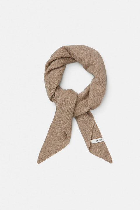 Lucy Scarf, Pure Soil