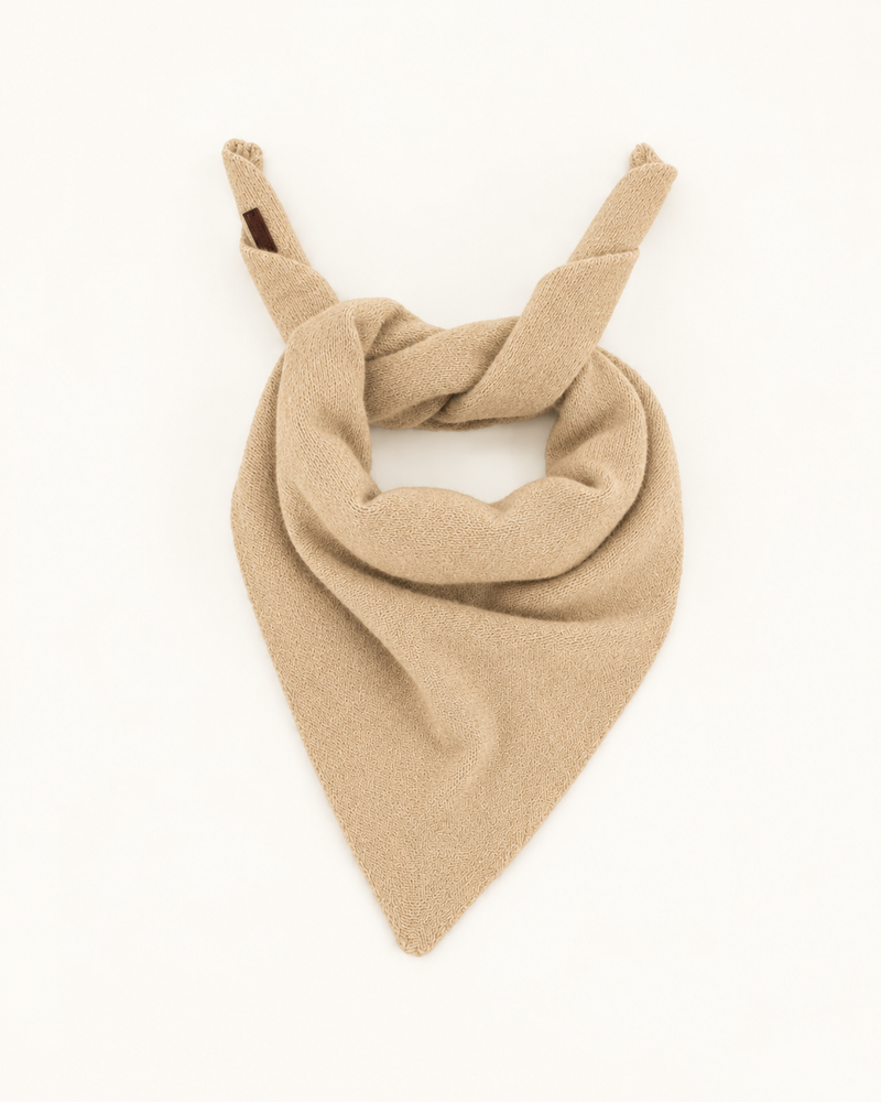 Quadro Triangle, Blushstone