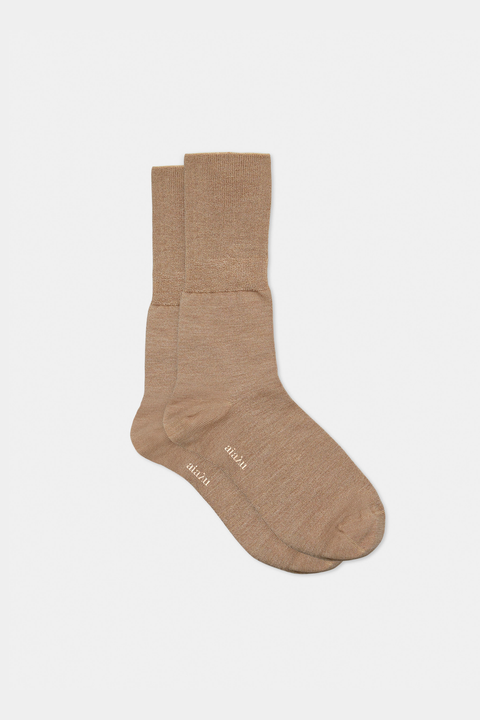 Silk Socks, Oyster
